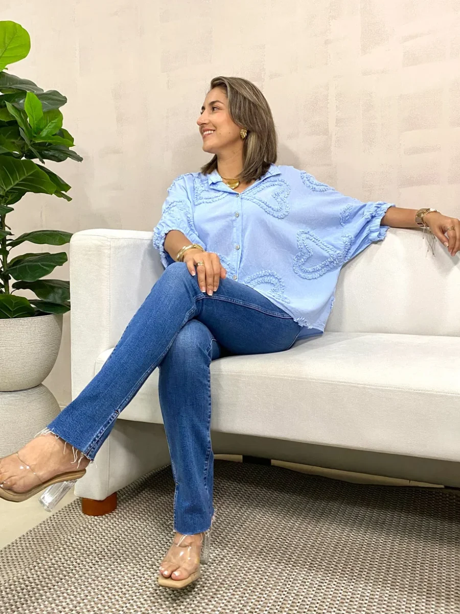 Blusa bordado corazones en alto relieve