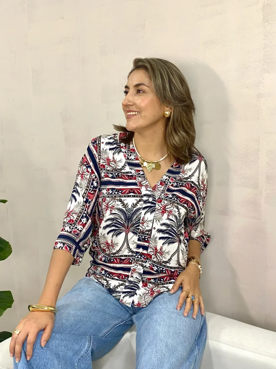 Blusa manga 3/4 cuello V