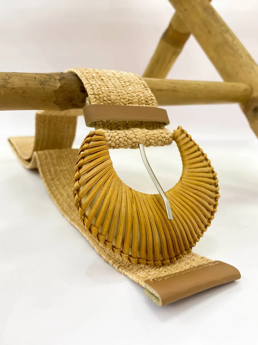 Cinturón Tejido Hebilla con Mimbre