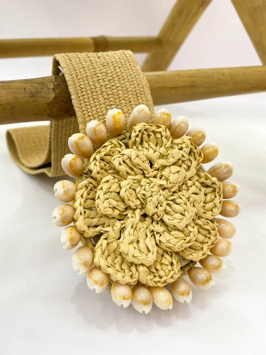 Cinturón Tejido Broche Conchas