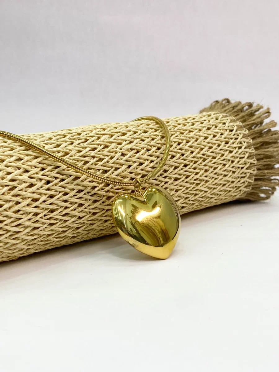 Collar estilo Gargantilla dije Corazón