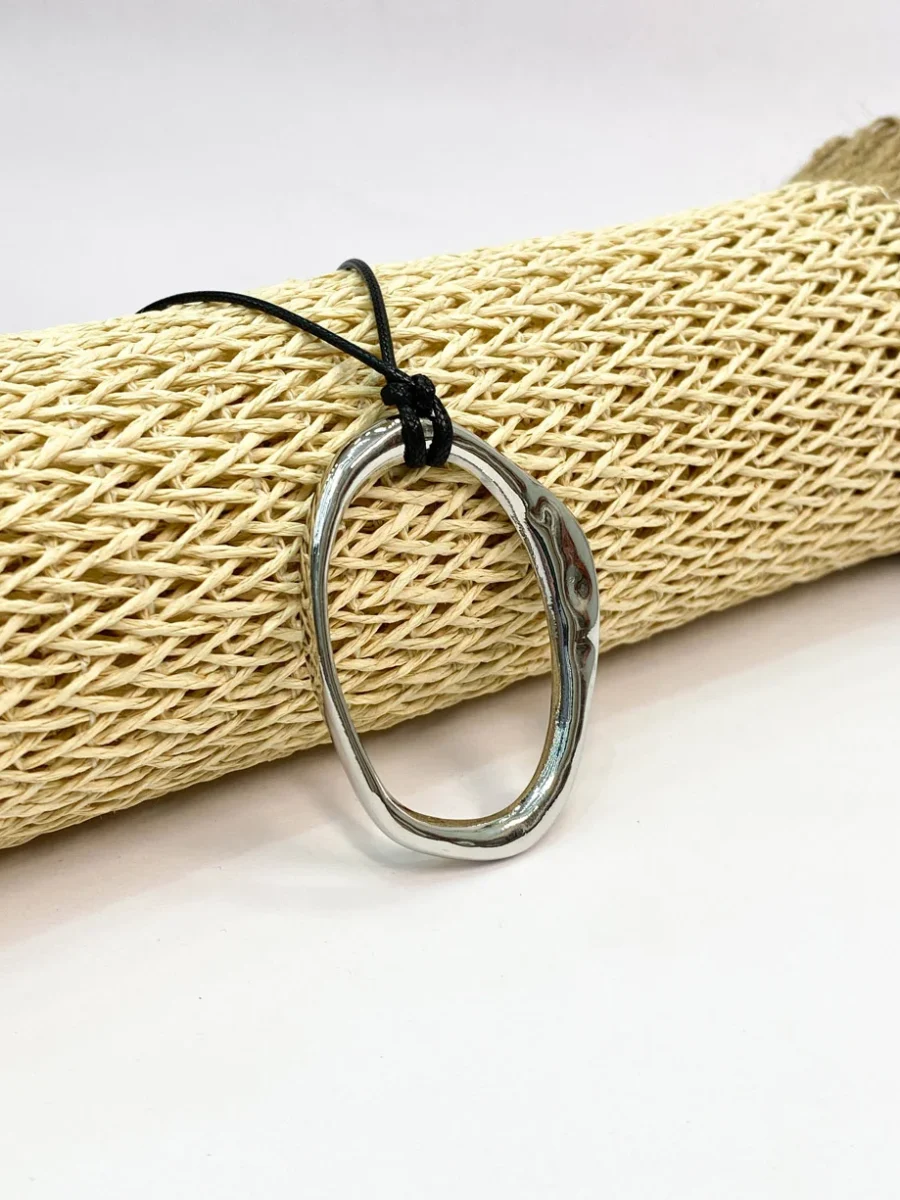 Collar Dije Asimétrico