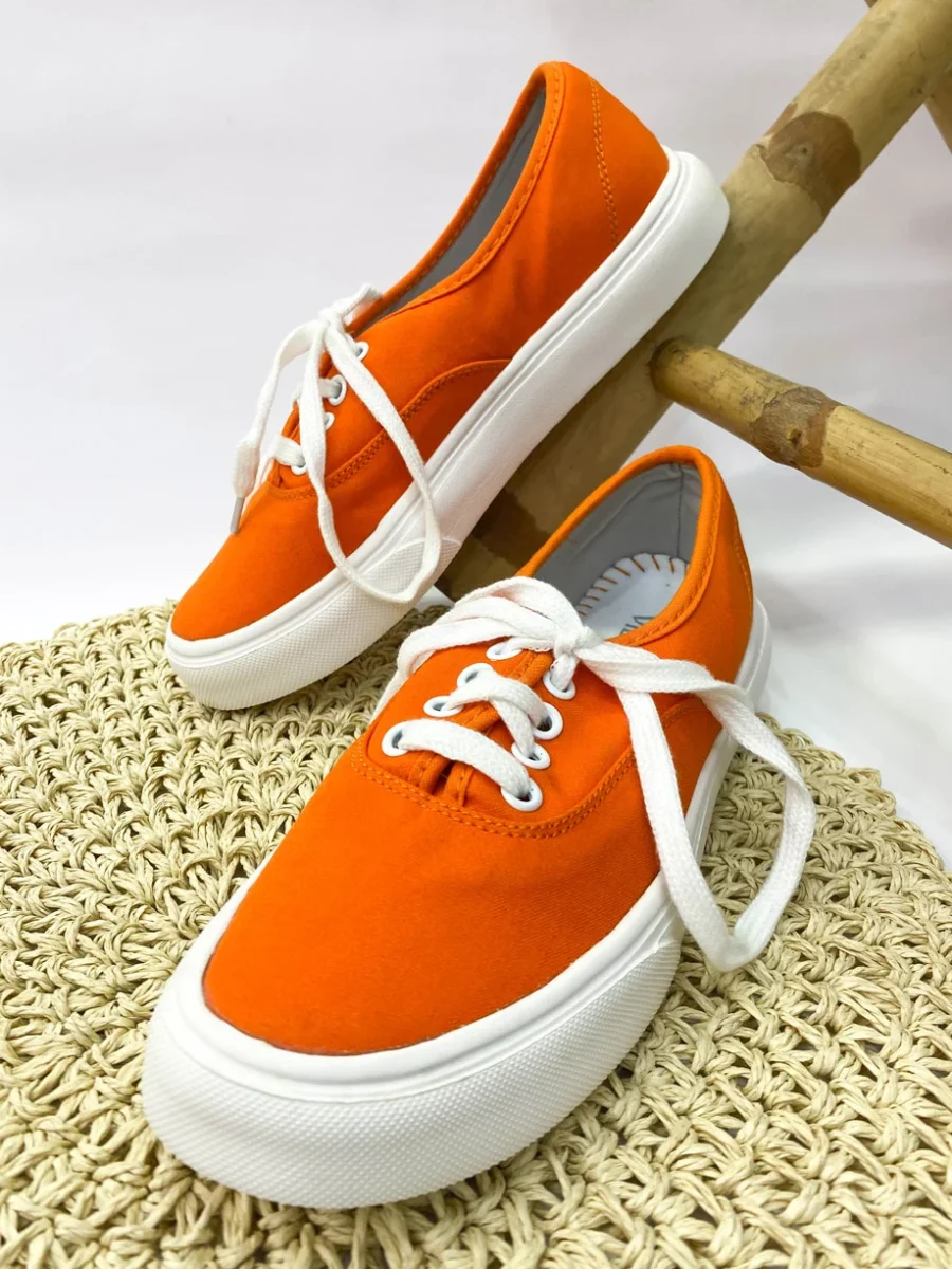Deportivo tipo VANS