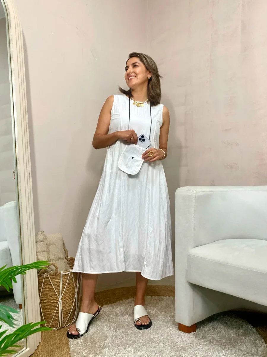 Vestido manga sisa corte A