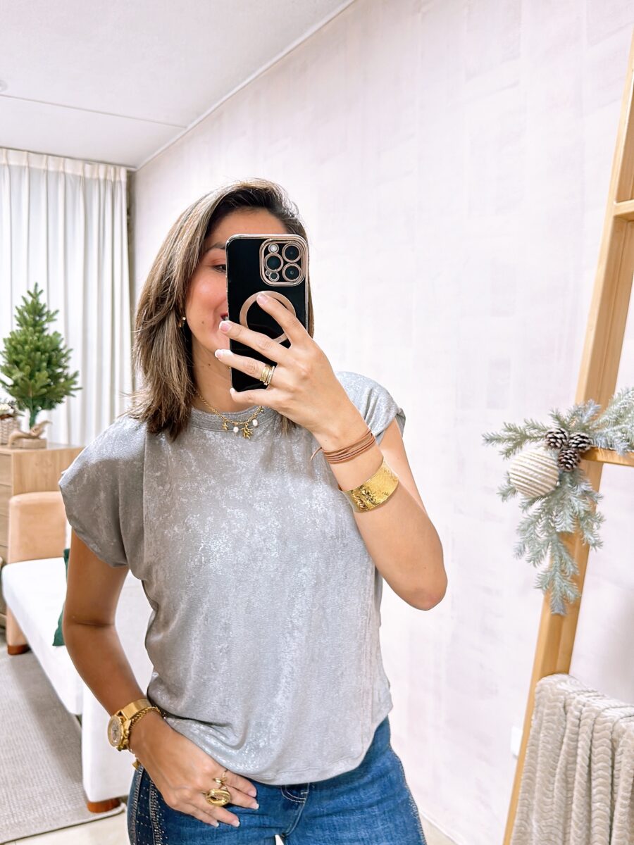 Blusa manga sisa efecto metalizado