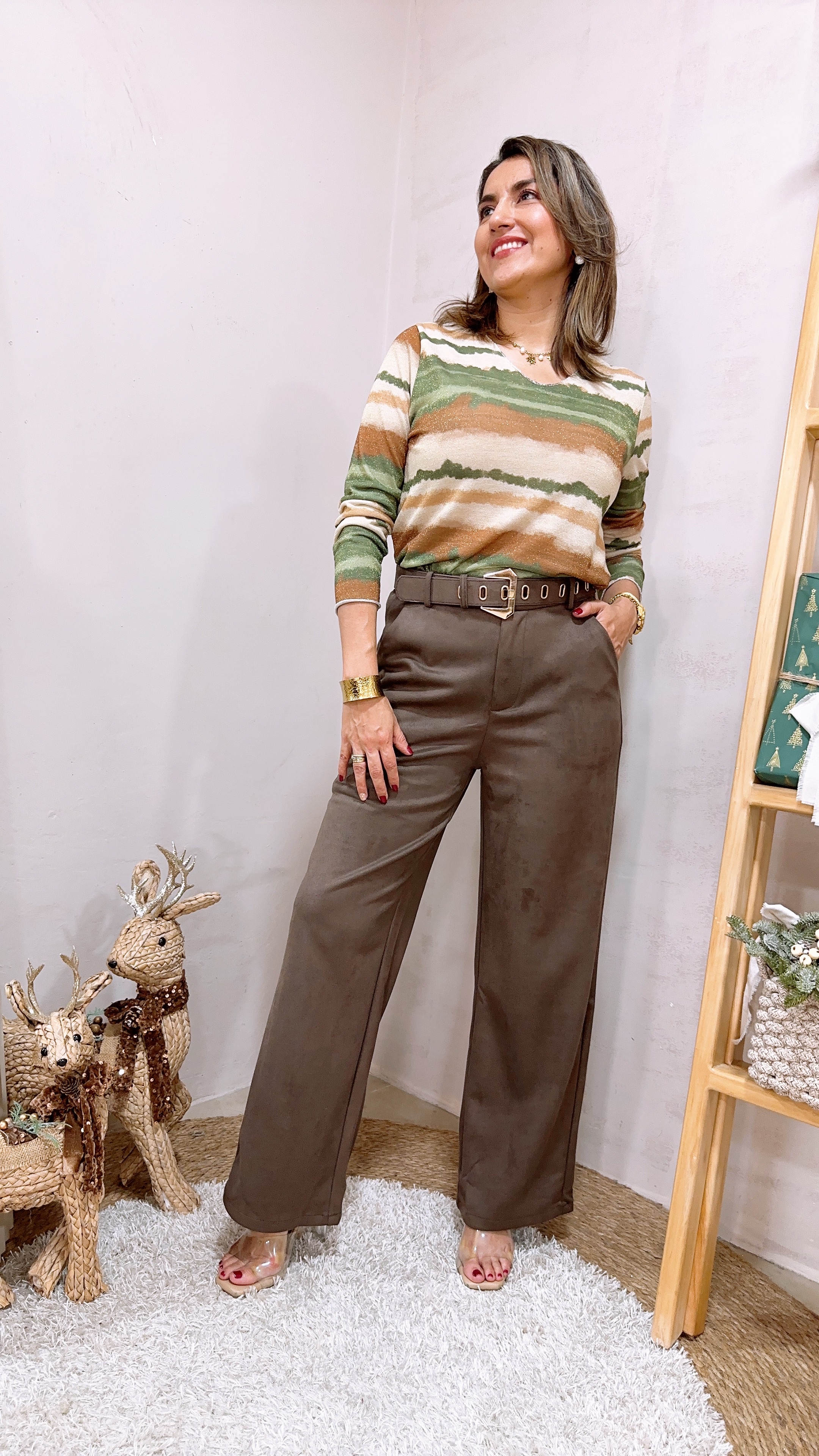 Pantalón basta recta efecto gamusa incluye cinturón - M, café gamuza