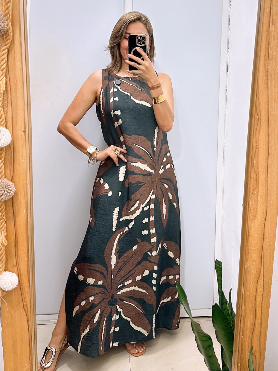 Vestido cuello redondo manga sisa y escote en pierna