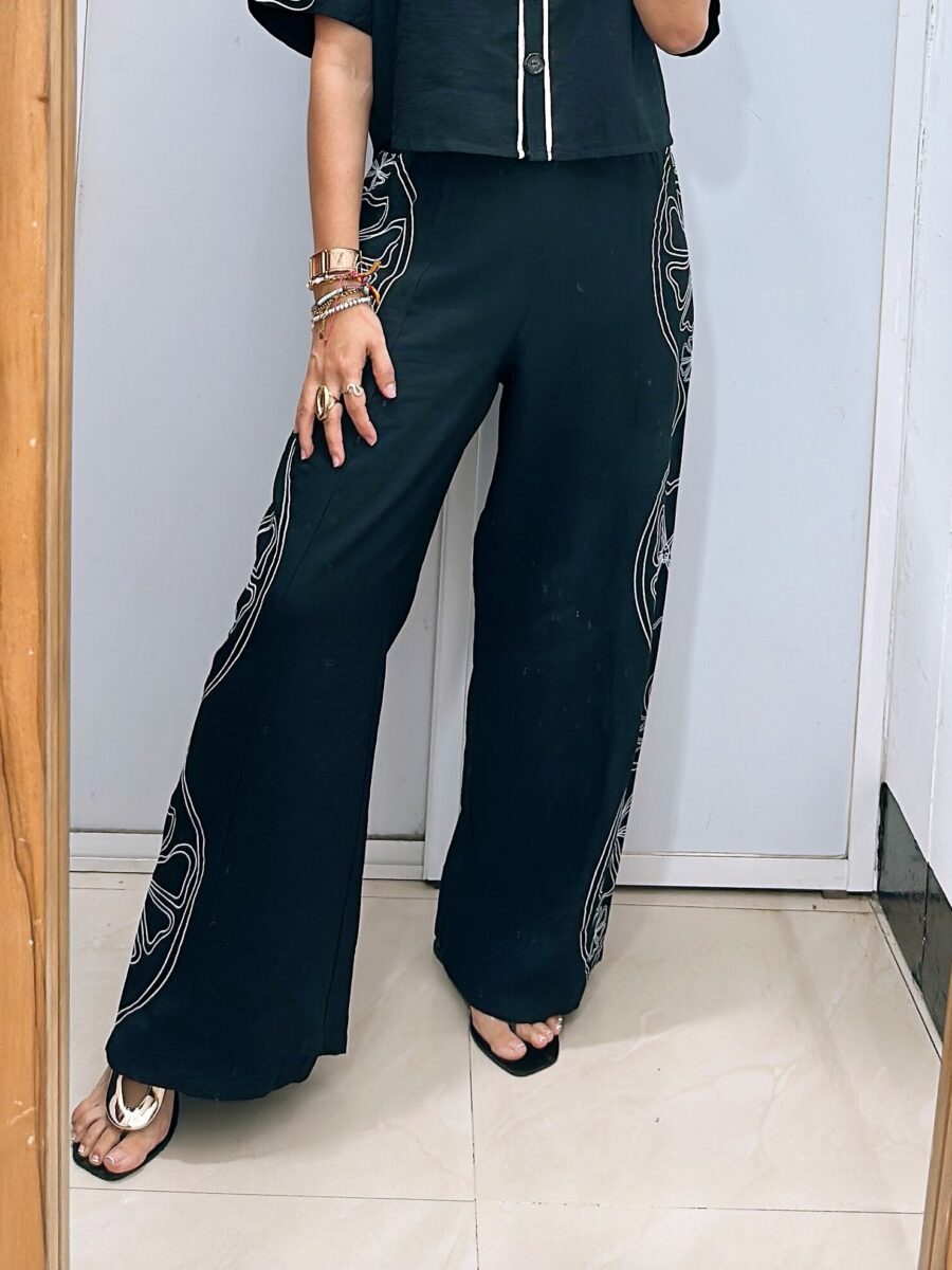 Palazzo con elástico en pretina y estampado lateral