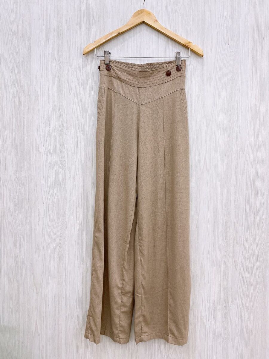 Pantalón con elástico en pretina y cierre lateral