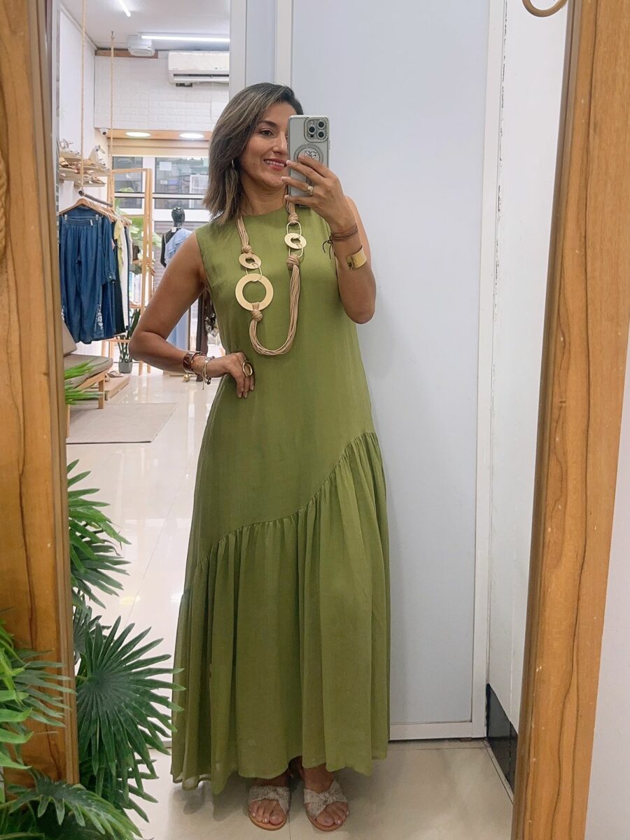 Vestido maxi manga sisa cuello redondo