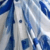 Blanco flores azules y celestes